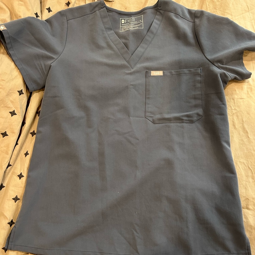 FIGS scrubs